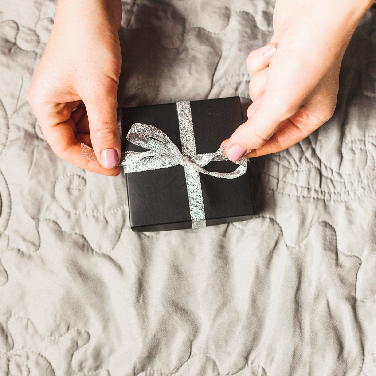 lovely-christmas-gifts-composition